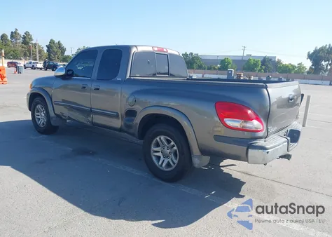 2003 Toyota Tundra Sr5 V8 from USA, damaged, VIN 5TBRT341X3S354511